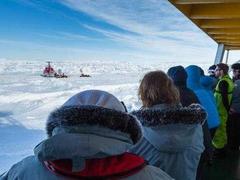 The Chinese Icebreaker That Rescued Passengers From The Ship Trapped In Antarctica Is Now Stuck In Ice